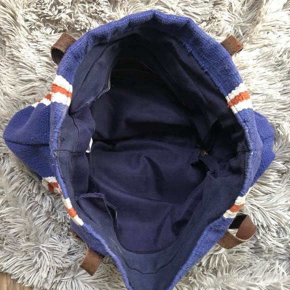 Aztec Print Tote - Picture 8 of 8